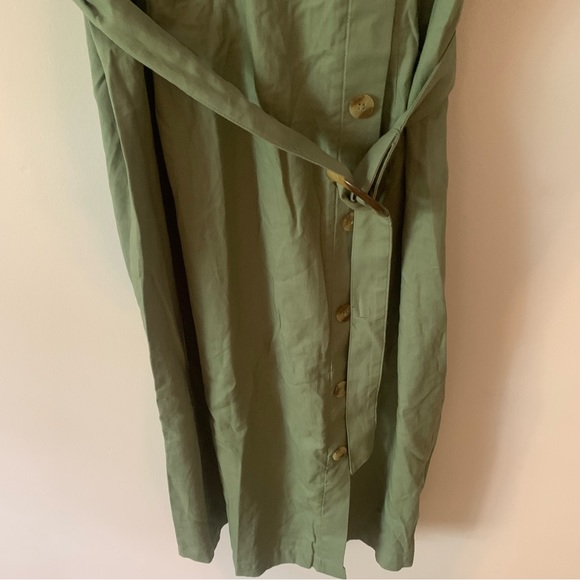 Time and Tru Button Front Belted Midi Dress - Picture 8 of 10